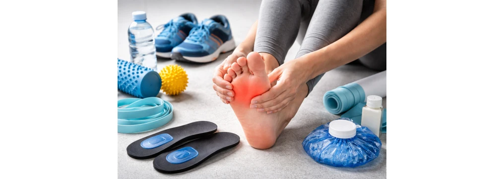 Fascite plantare: sintomi, cause, cure e rimedi efficaci per sfiammare il dolore al piede Fascite plantare: sintomi, cause, cure e rimedi efficaci per sfiammare il dolore al piede