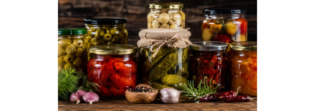 Botulino negli alimenti: cibi a rischio, sintomi, segnali da riconoscere e cosa fare subito Botulino negli alimenti: cibi a rischio, sintomi, segnali da riconoscere e cosa fare subito