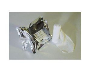 Eurozinc Benda all’Ossido di Zinco 10 cm x 5 m Fasciatura Elastica per Contusioni Distorsioni e Sostegno Articolare