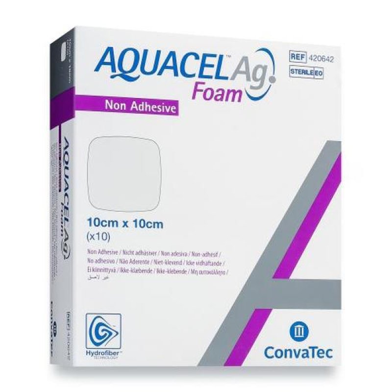 Aquacel Ag Foam non adesiva 10 x 10 cm medicazione con argento Aquacel Ag Foam non adesiva 10 x 10 cm medicazione con argento