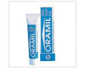 Ganassini  Oro-Faringea Oramil Gel Protettivo Lenitivo Emolliente 30 ml