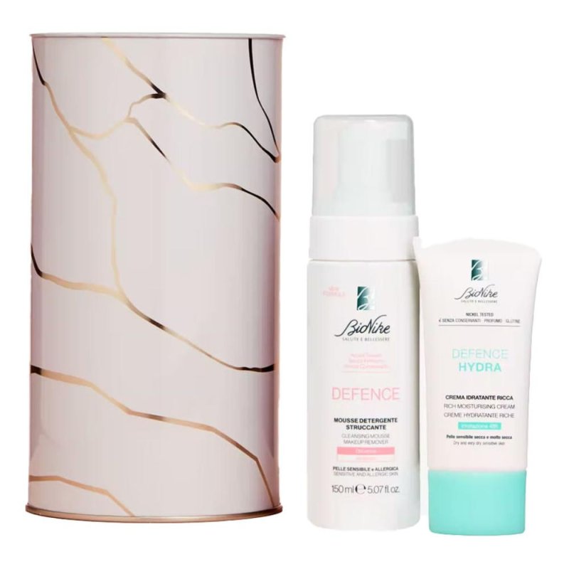 BioNike Beauty Essentials kit con crema idratante 50 ml e mousse detergente 150 ml per una pelle morbida e pulita BioNike Beauty Essentials kit con crema idratante 50 ml e mousse detergente 150 ml per una pelle morbida e pulita