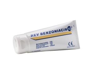 REV BENZONIACIN 10 CREMA 100ML